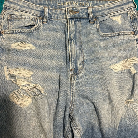 American Eagle Mom Jean - Picture 6 of 8